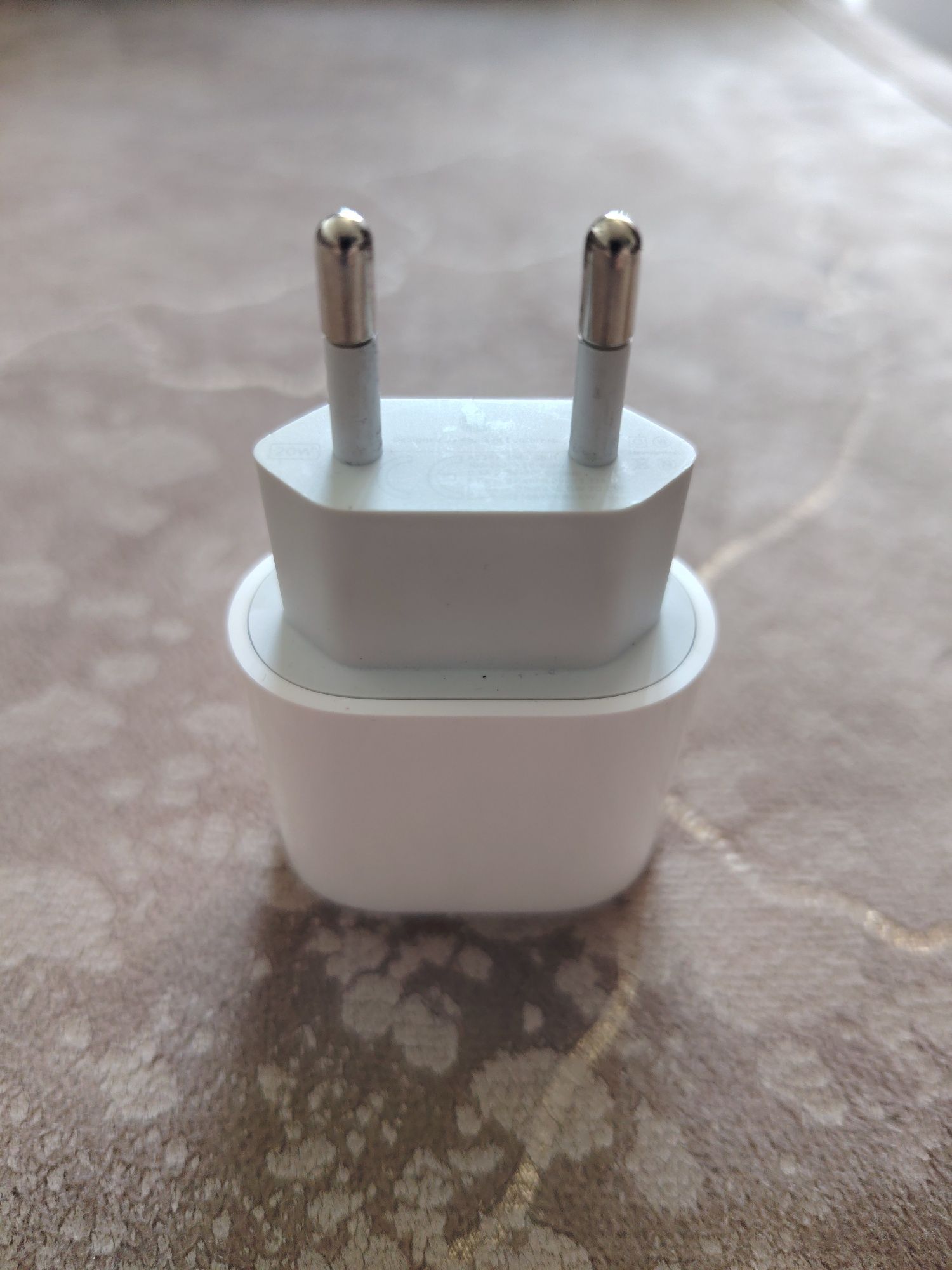 Адаптер на IPhone 15, 16, 15 pro, 16 pro