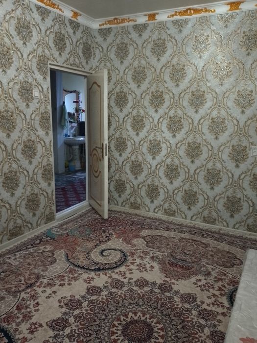 5 xonali kvartira sotiladi