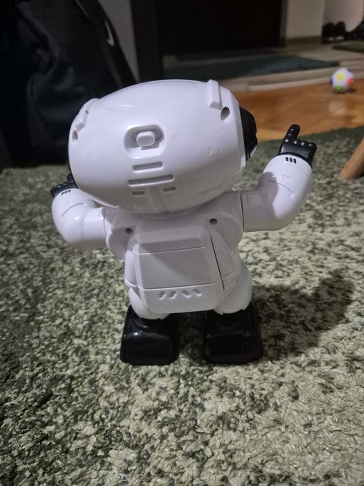 roboțel electric