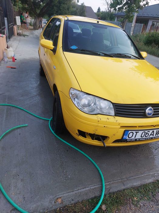Fiat albea an 2006