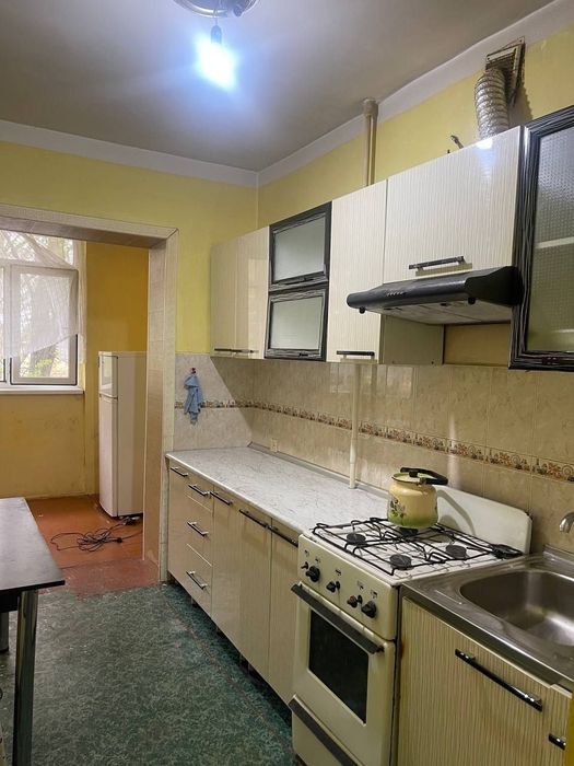 Срочно аренда 1 комнатная квартира в городе Чирчике