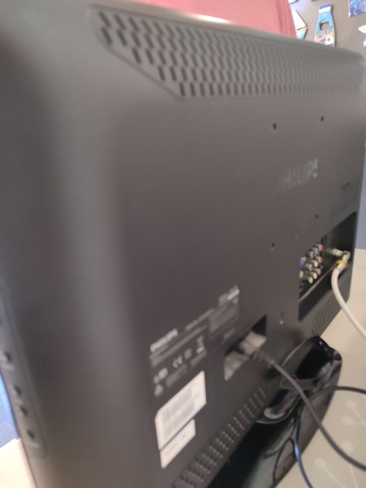 Телевизор Филипс 22PFL3404H/12.   22 инча