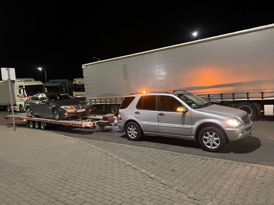Tractari auto ARAD platforma trailer A1 accident Asistenta rutiera
