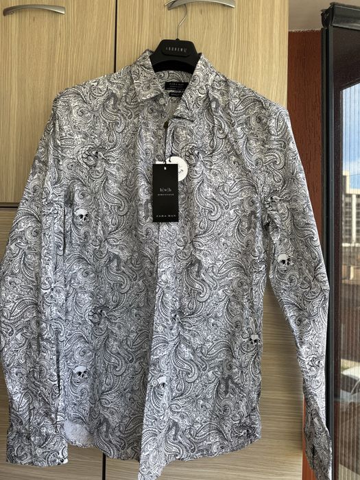 Продавам две чисто нови ризи Zara L размер.