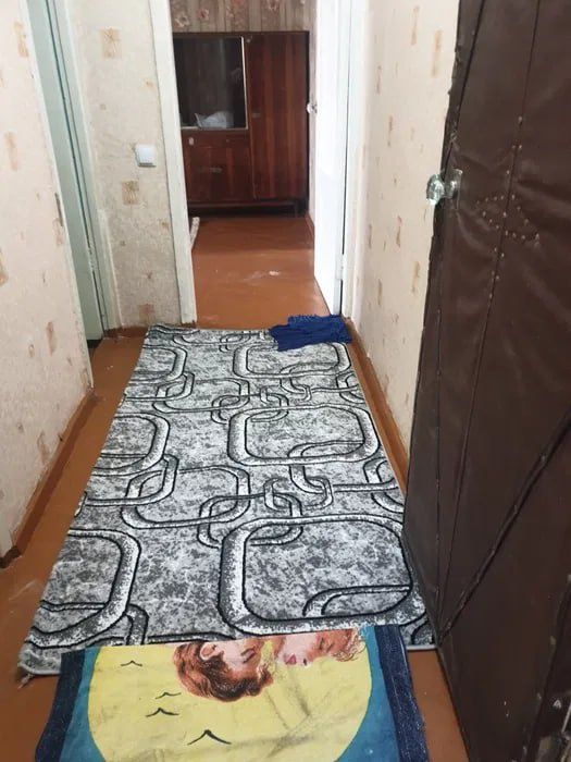 Срочно сдается квартира 2/5/5 Чиланзар-16,Ал-хоразмий круг,студенткам.