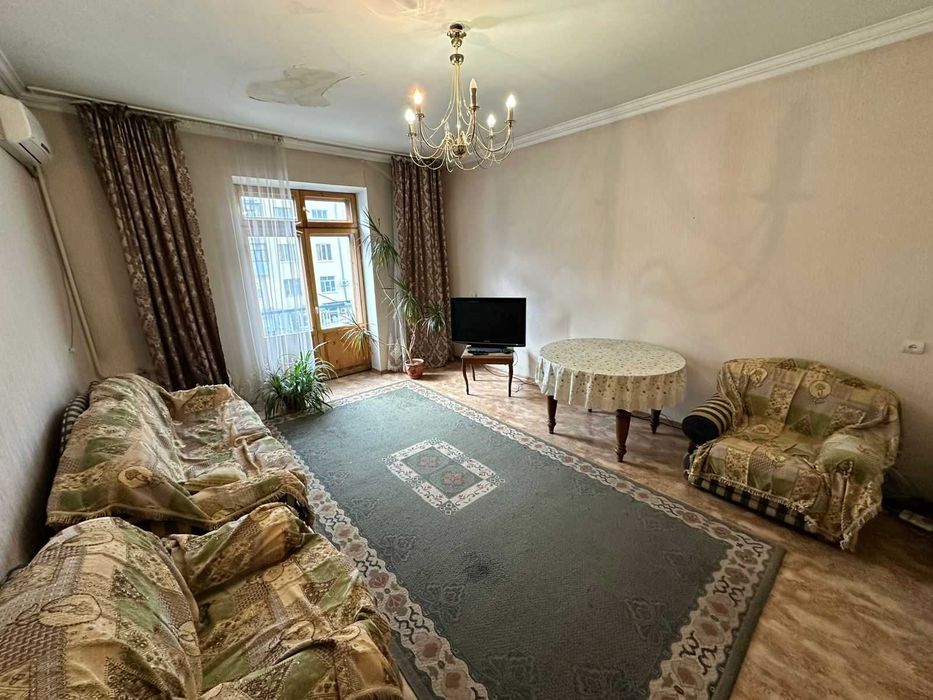 В продаже 4х ком квартира Чехова 64
