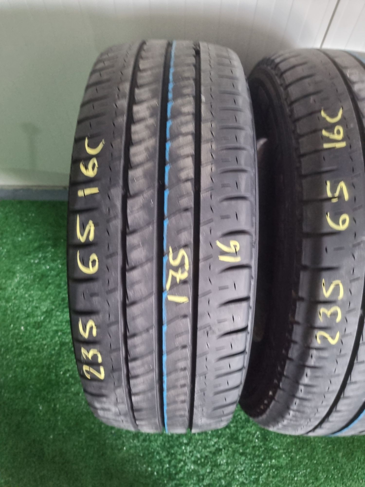 235.65.16c michelin