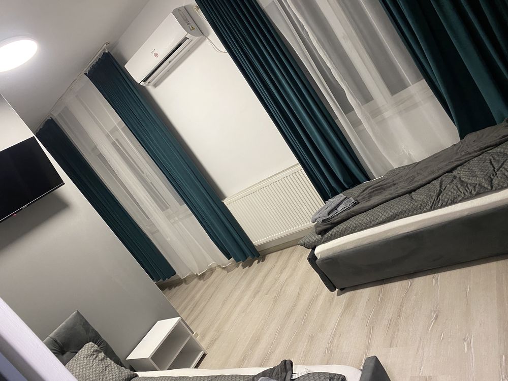 Cazare camere ,cu pat matrimonial , cu 2 paturi,