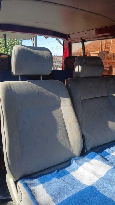 VW Transporter T4 2.5 TDI 90 CP AJT an 2000