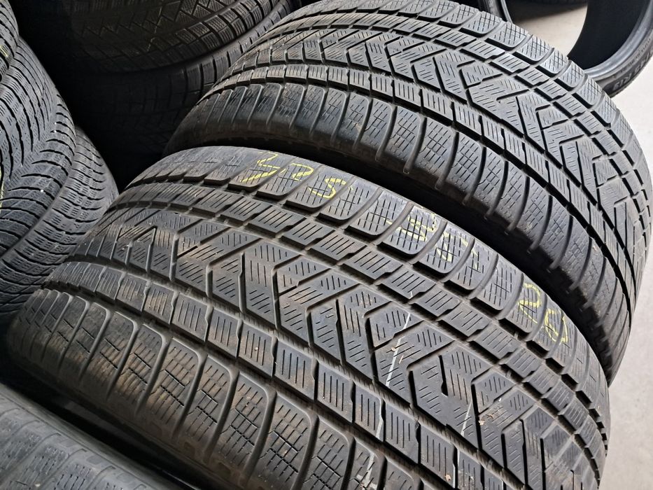 Anvelope second iarna 325 35 R22/285 40 R22 Pirelli