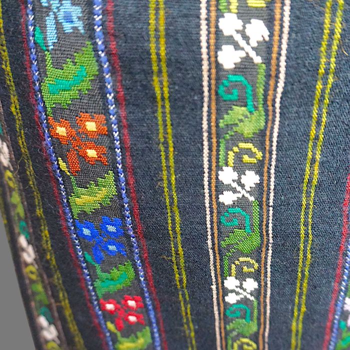 Costum popular autentic vechi , port popular oltenesc L-XL