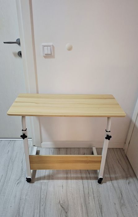 Masuta laptop stejar