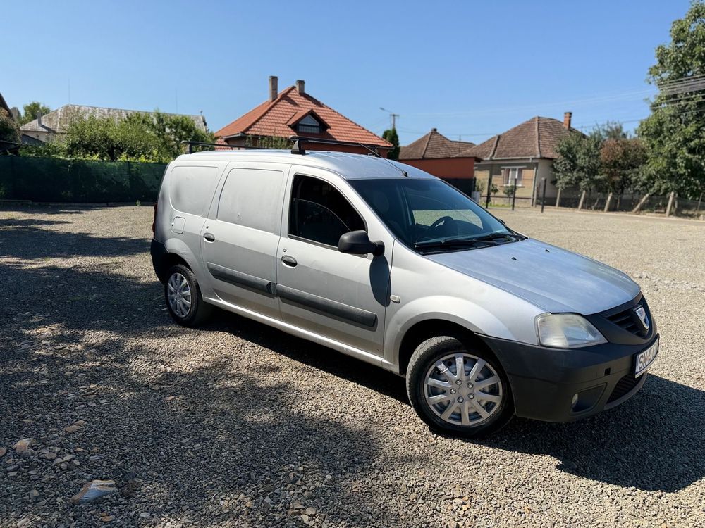 Dacia Logan Van 2011