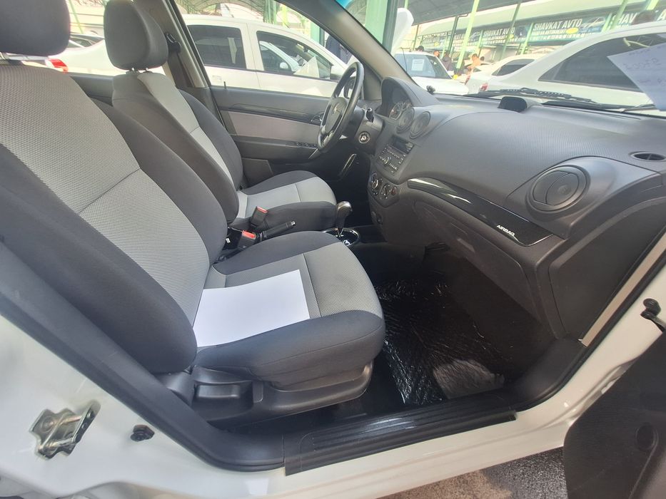 Yaxshi holatda nexa 3