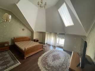 Продам 6 комнатную квартиру 216м2 Дуплекс ор-р Алайский базар (537)