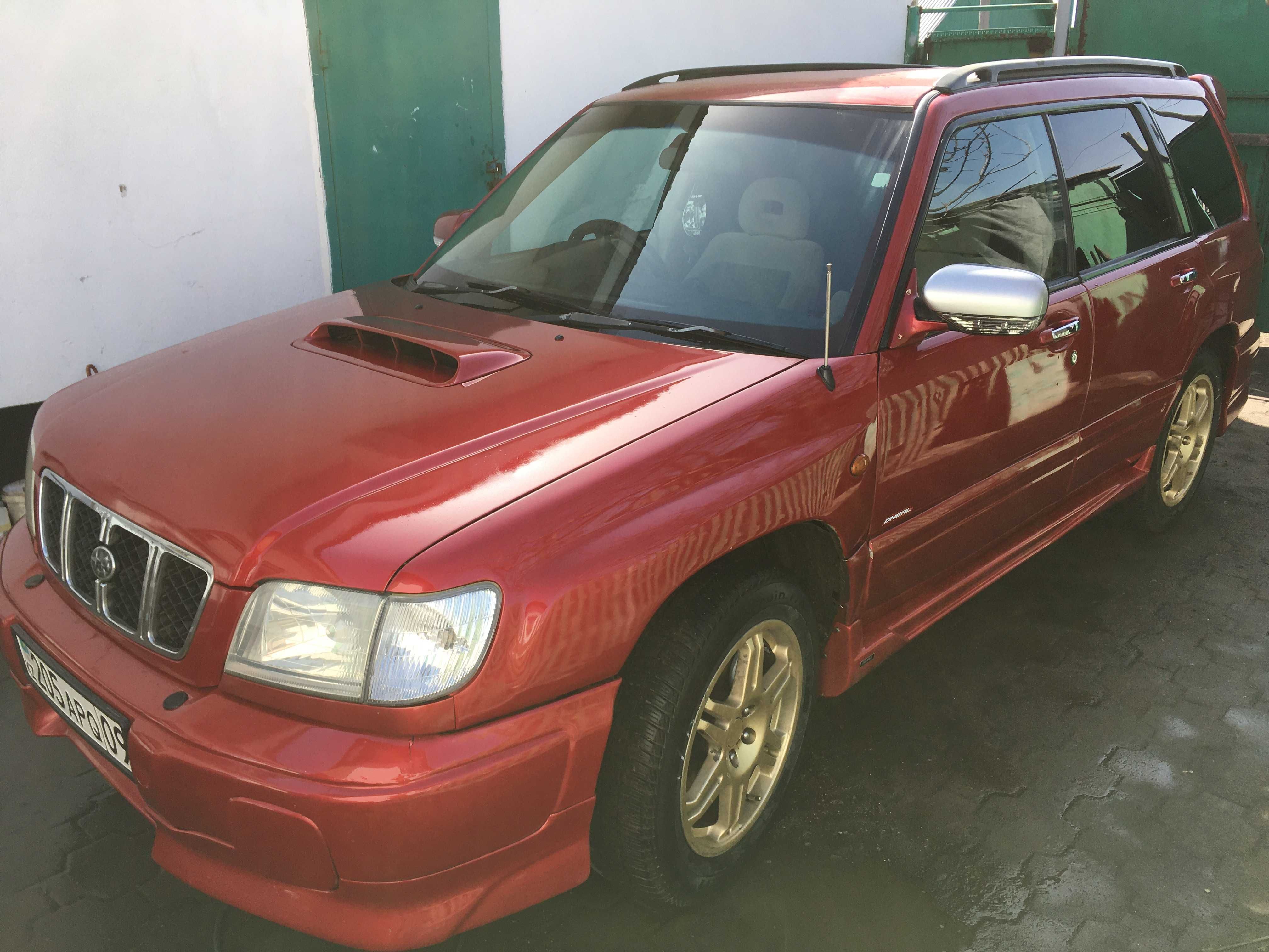 Subaru Forester SF5