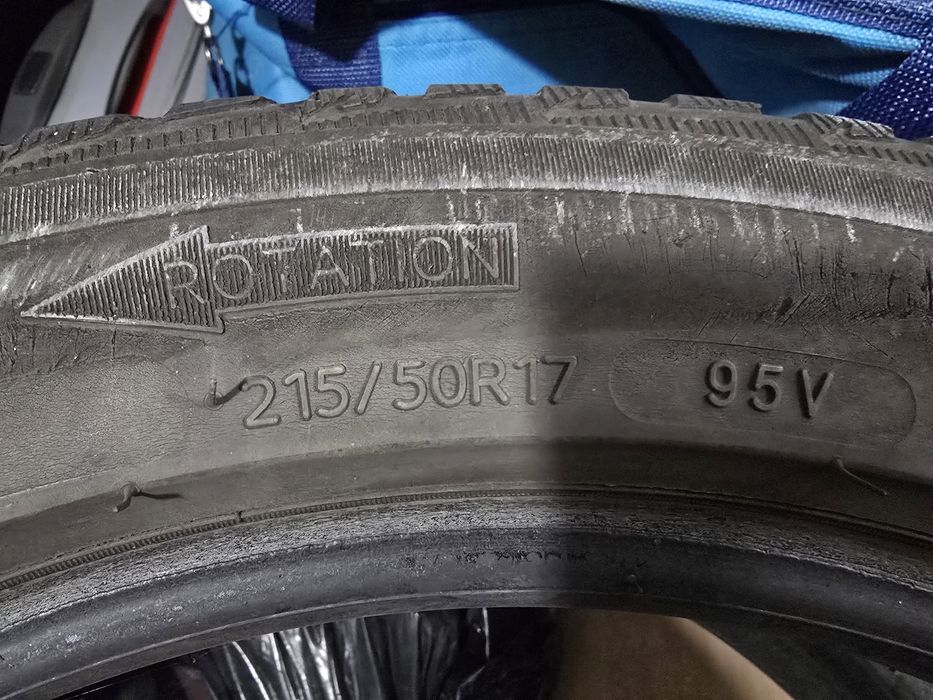 Anvelopa Michelin 215 50 17