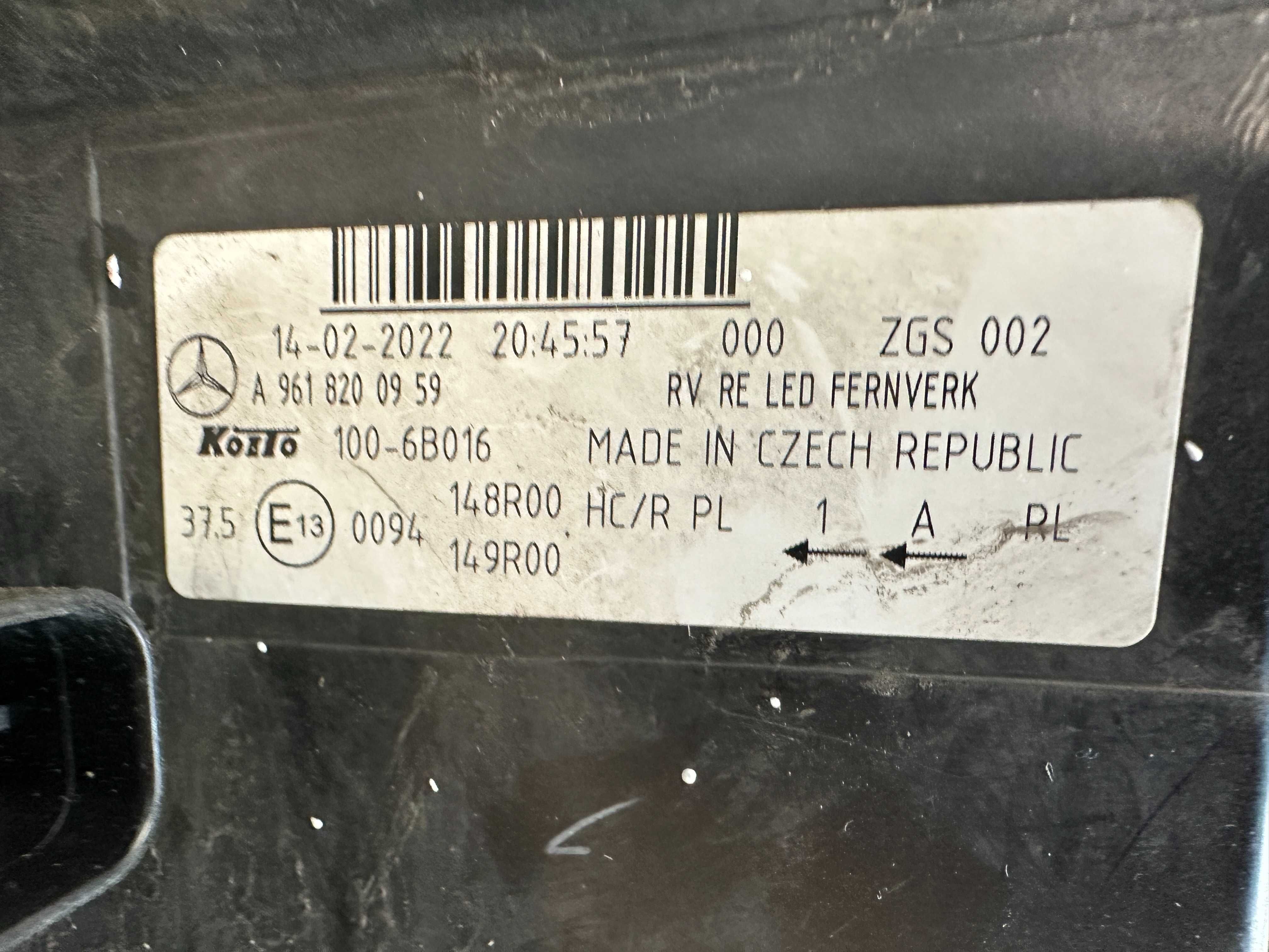 Фар фарове десен Mercedes Actros MP5 Мерцедес Актрос far farove LED