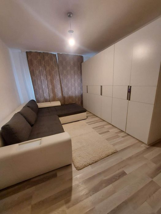 Inchiriez apartament cu doua camere