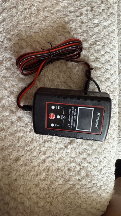 Incarcator inteligent 6V/12V