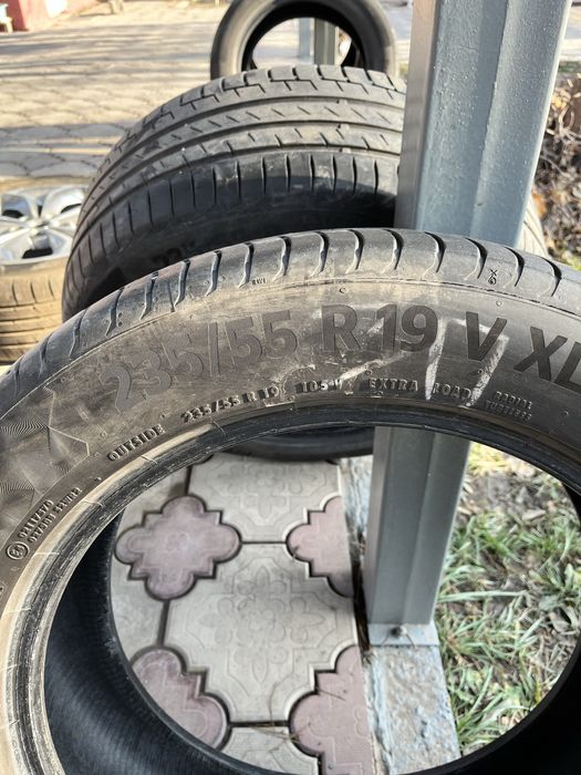 Продам летние шины continental 235/55 R19