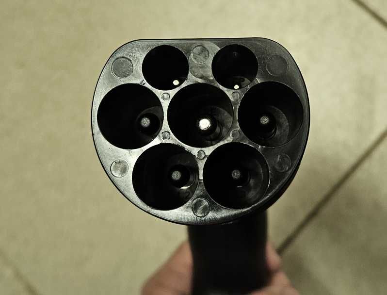 НОВ Кабел зареждане на кола електромобил Тип 2 Type 2 480V 32A 6 Метра