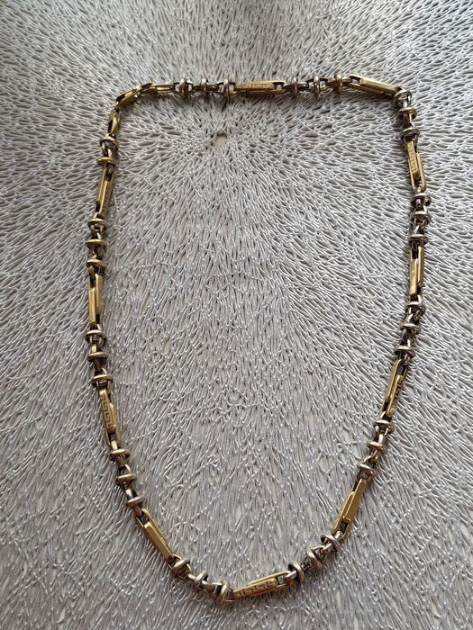 Lant model Versace 380lei/g