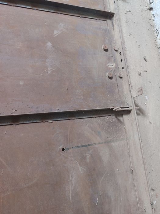 Дверь входной металл