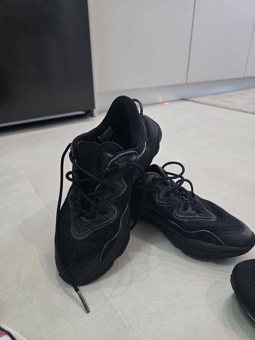 Vand adidasi stare buna, 50 ron / pereche