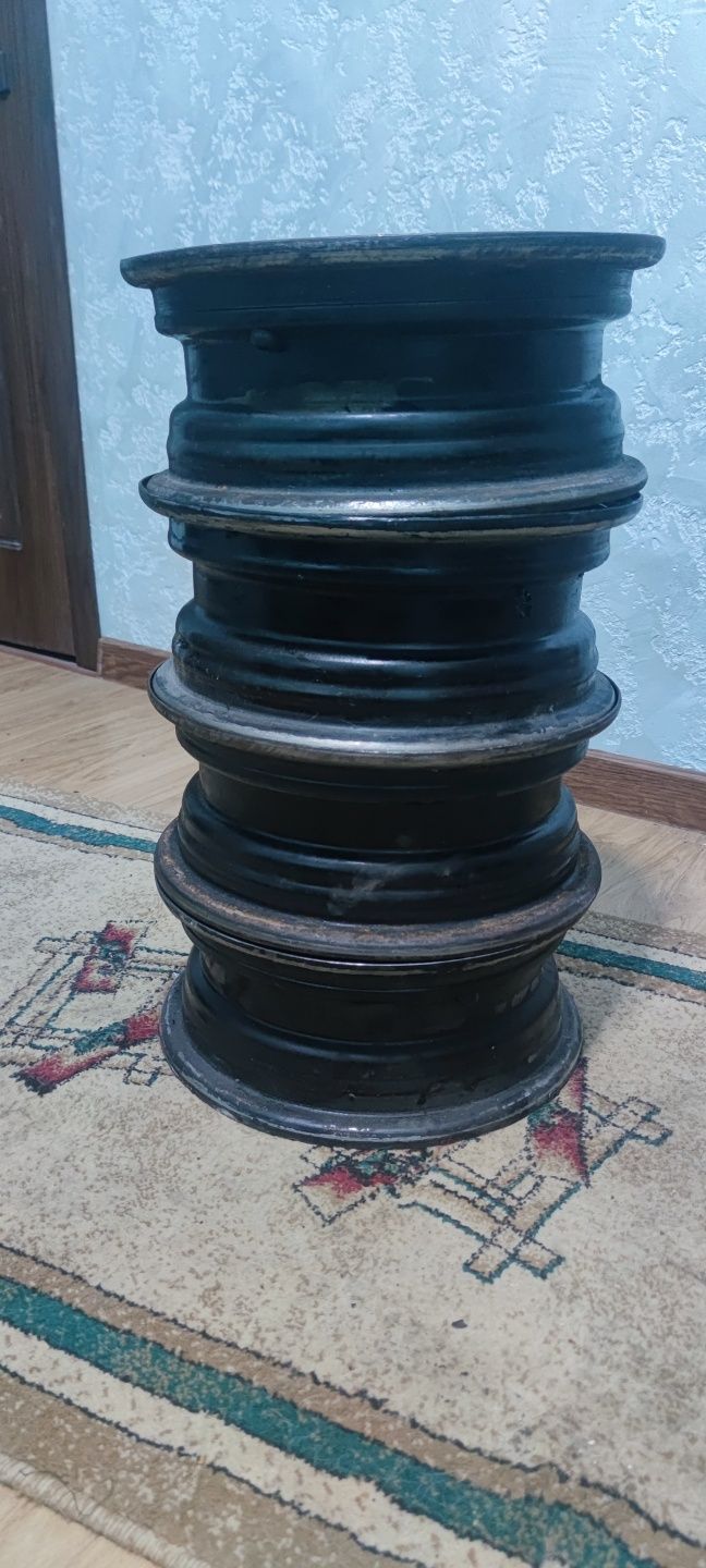 Продам диски R 13 комплект