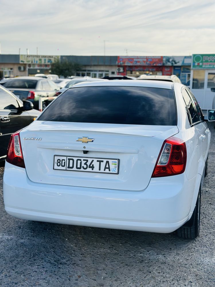 Срочно Продаётся Gentra