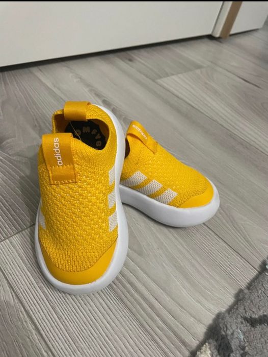 Adidasi Adidas copii