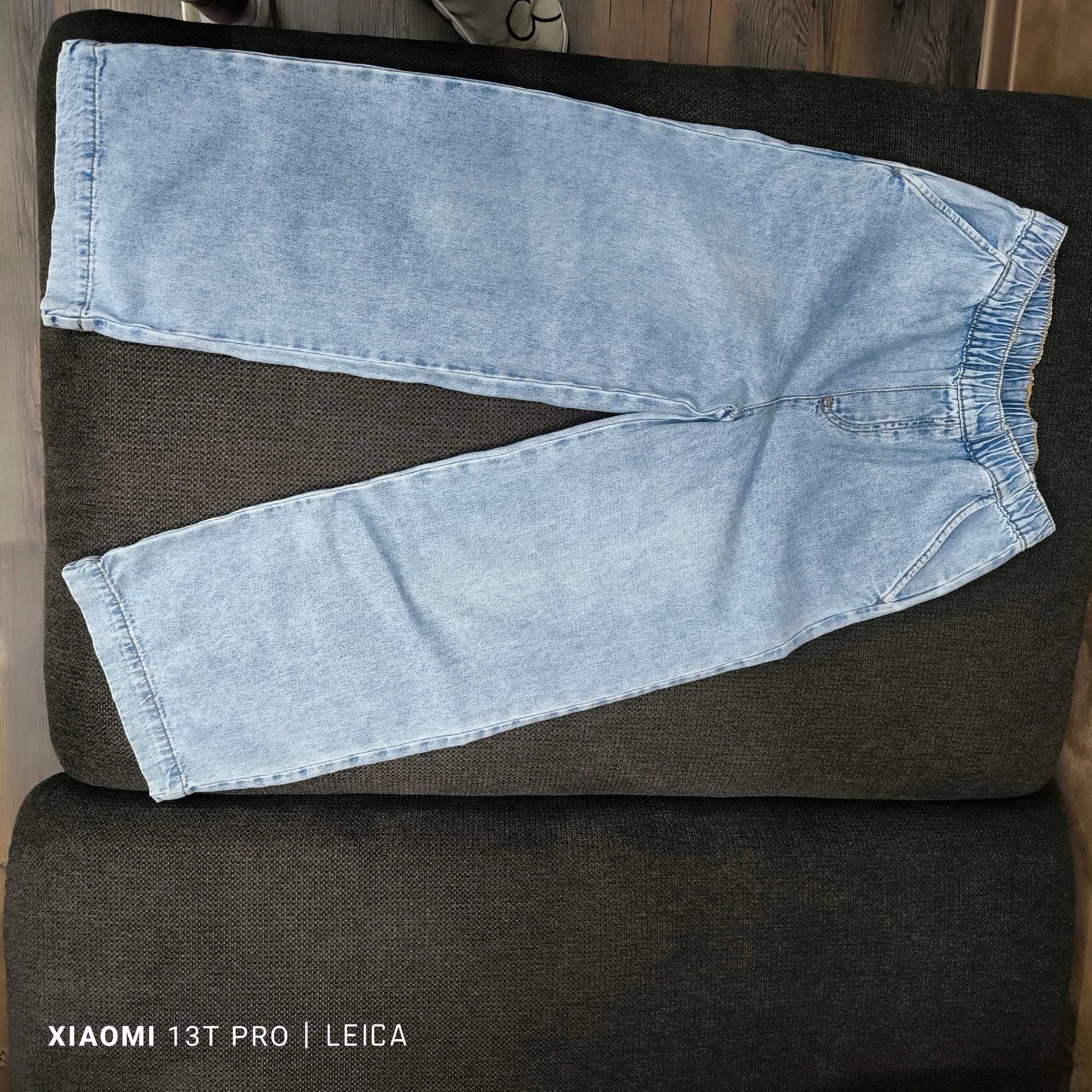 Детски дънки LC Waikiki