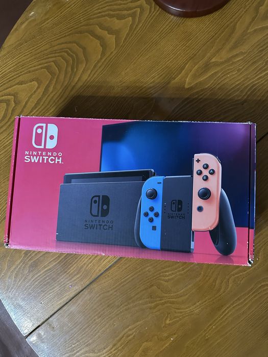 Продам Nintendo Switch