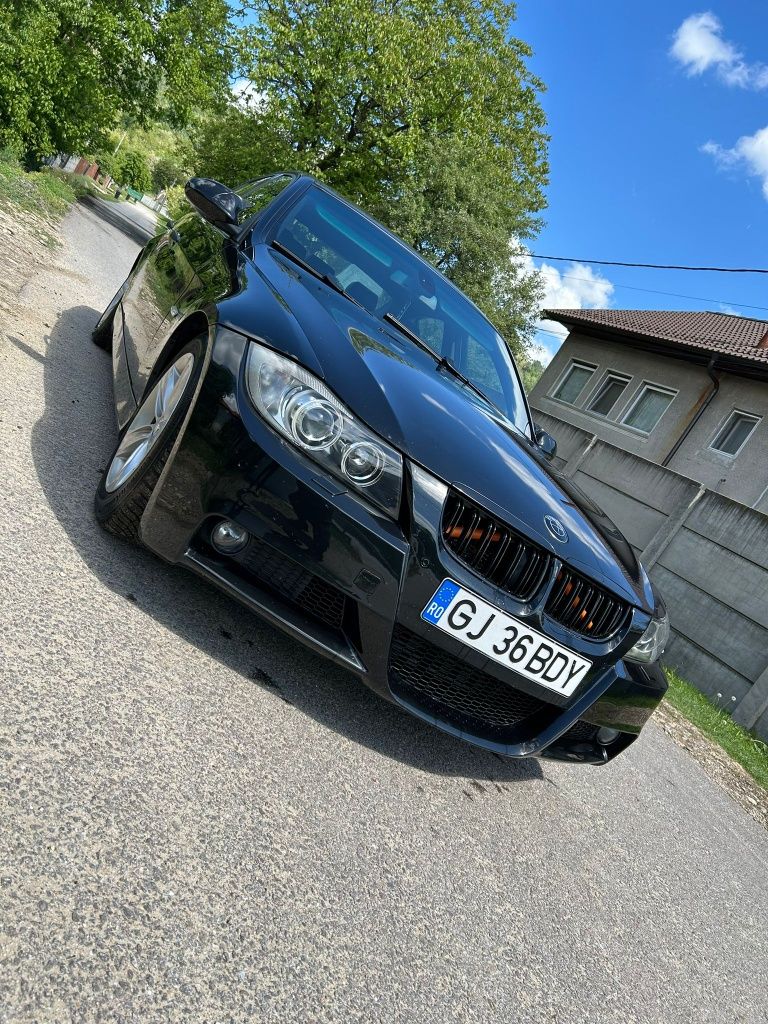 Vând seria3 e90 320d