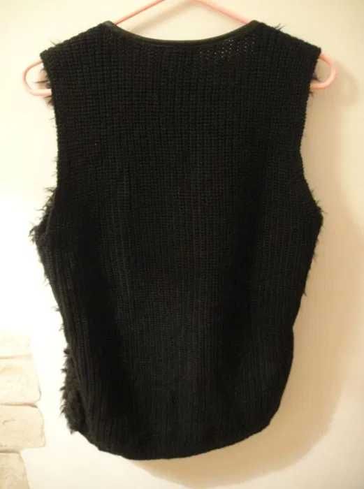 Vesta Jeanswest,marimea M,stare f buna(defect)