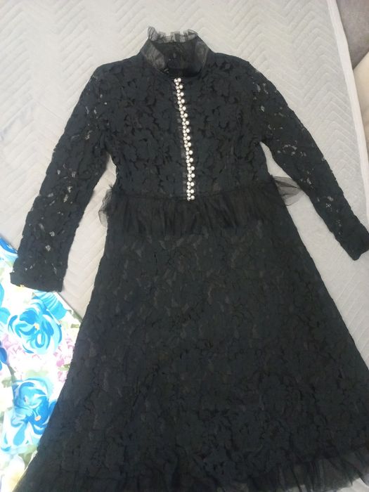 Платья по 5000 каждая,в идеальном состоянии