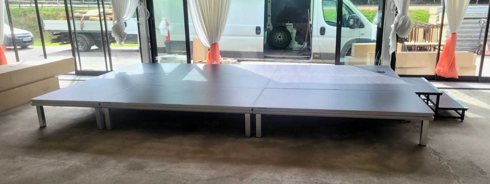 Promotie Set Podium scena evenimente 5x3m gradene Alustage Globaltrus