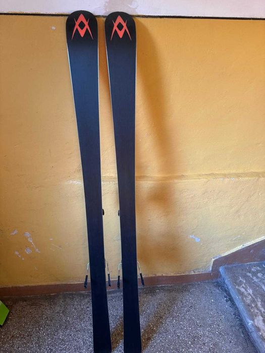 Schiuri Volkl racetiger GS 148cm