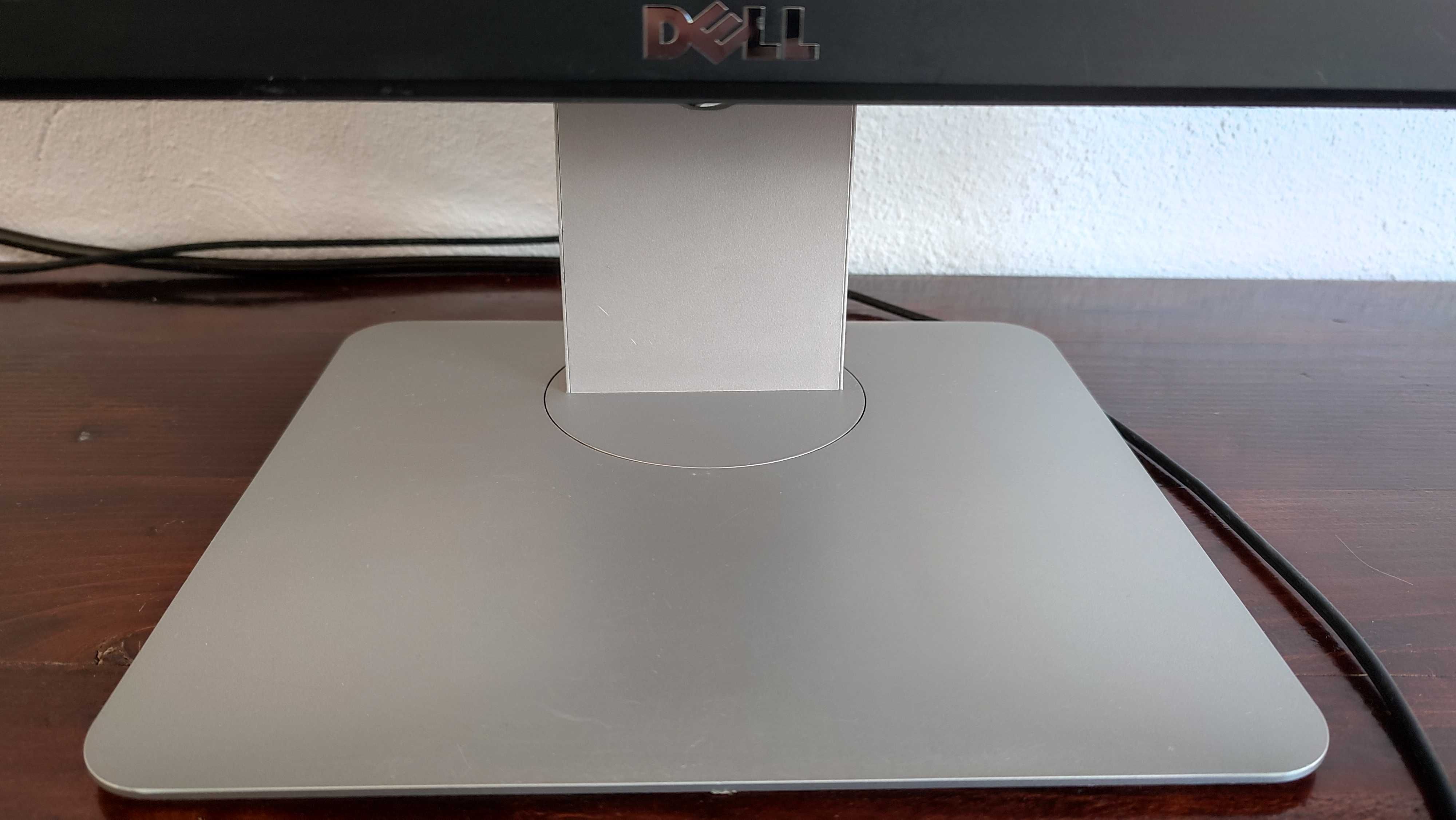 Продавам монитор Dell Ultra Sharp U3415W 34" IPS