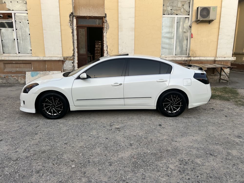 Nissan altima 2008