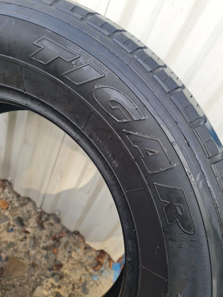 2 Anvelope de vara *235/65R16C*Tigar*LICHIDARE STOC*50 Lei Buc*
