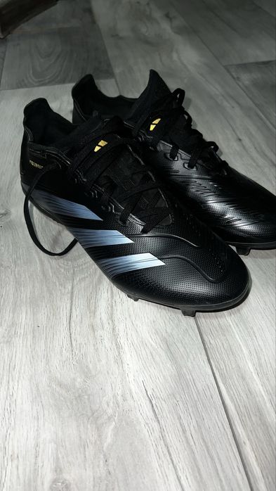 Ghete de Fotbal Adidas Predator