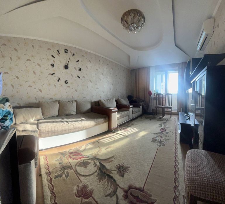 Продается 2-комнатная уютная квартира на 19 микрорайоне.