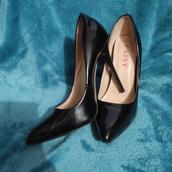 Pantofi stiletto
