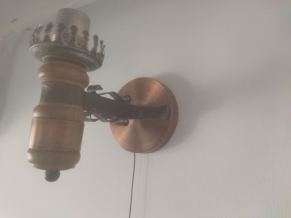 Aplice din lemn vintage