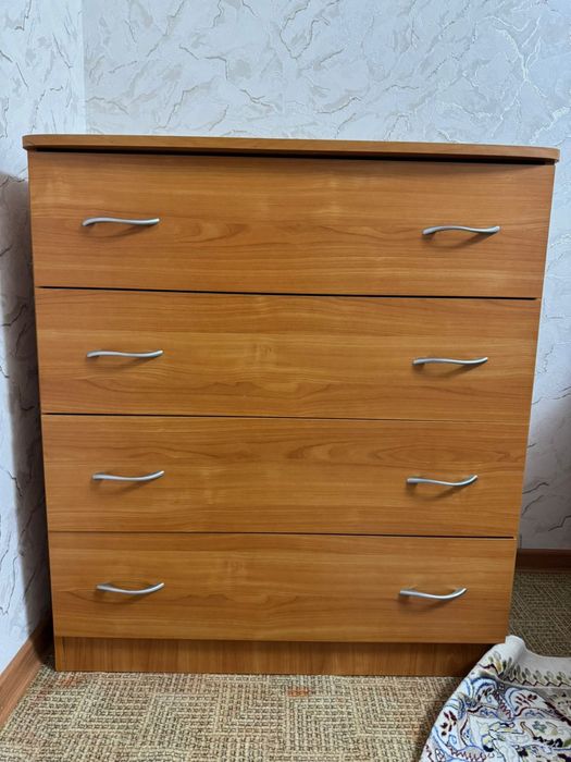 Продам комод 12000