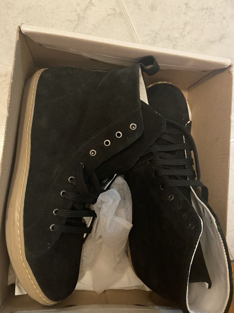 Ghete nr 38, piele intoarsa made italy, noi, nepurtate