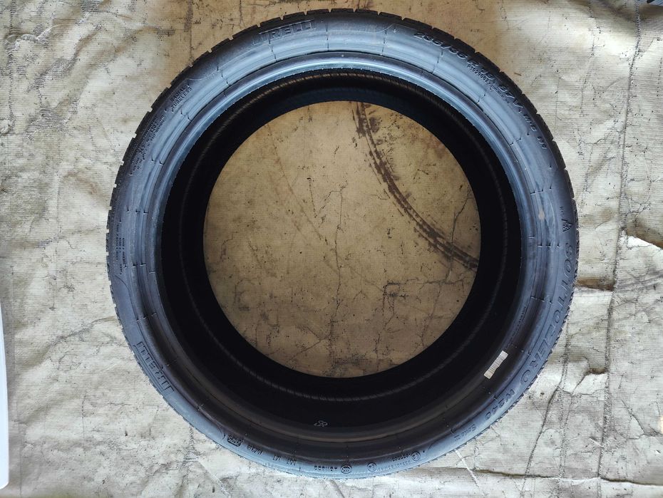 4 зимни гуми 235/35R19 Pirelli Sottozero W240 SerieII (N1) 87V DOT2625
