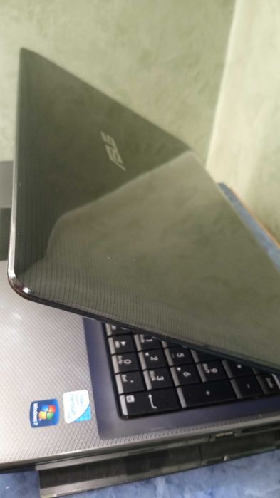 Лаптоп Asus A52F